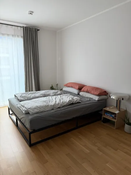 Helle 2-Zimmer-Wohnung mit Balkon in Berlin-Mitte - Nachmieter gesucht — photo 1